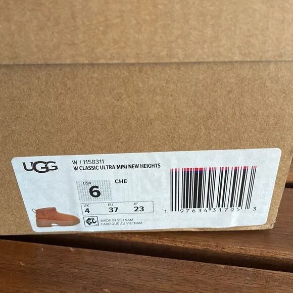 UGG Classic Ultra Mini New Heights Boots Chestnut Women Size 6