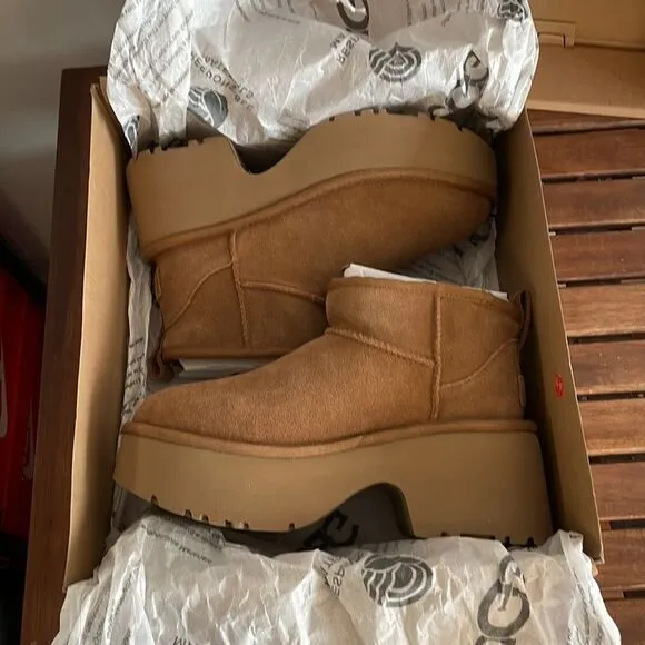 UGG Classic Ultra Mini New Heights Boots Chestnut Women Size 6