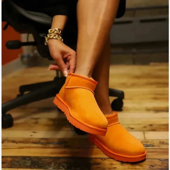 UGG Classic Ultra Mini Orange Soda Water-resistant Suede Boots Size US 6 Women