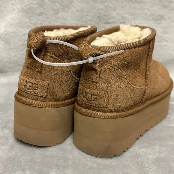 UGG Classic Ultra Mini Platform Boots Size 8