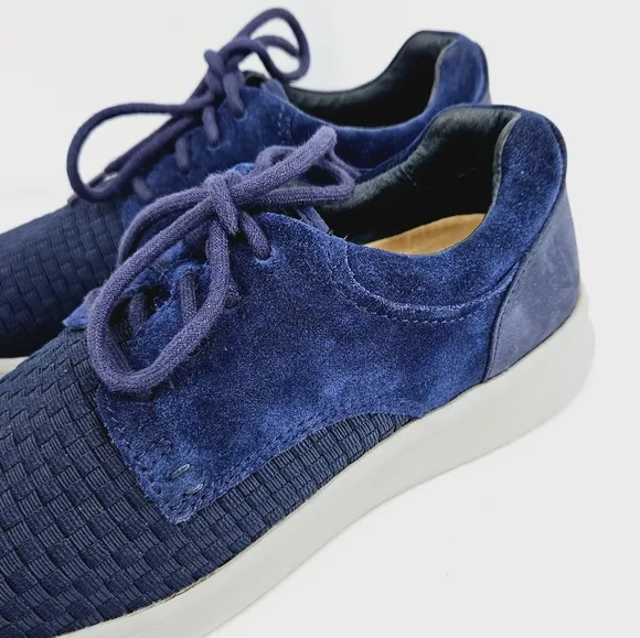 UGG Hepner Woven Lace-Up Sneaker in Navy Blue Size 7.5