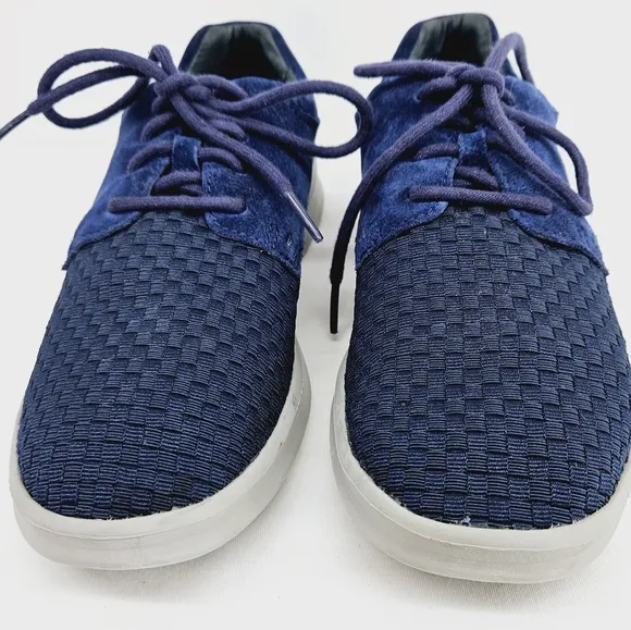 UGG Hepner Woven Lace-Up Sneaker in Navy Blue Size 7.5