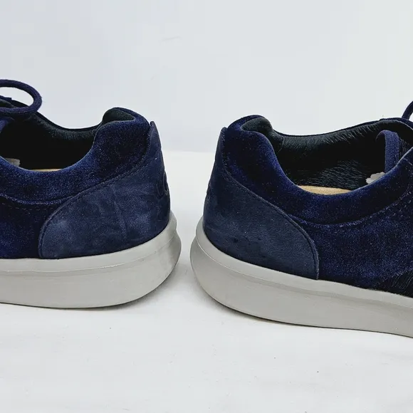 UGG Hepner Woven Lace-Up Sneaker in Navy Blue Size 7.5