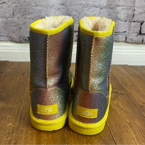 Ugg kids classic II glitter boots size 4