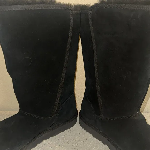 UGG Klea Buckle Tall Black Suede Boots‎ Size 8