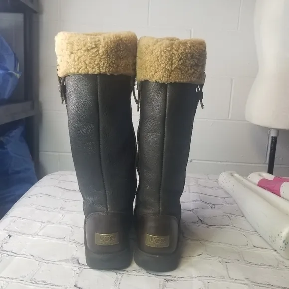 Ugg Locarno 5191 brown leather boots