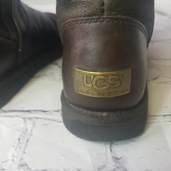 Ugg Locarno 5191 brown leather boots