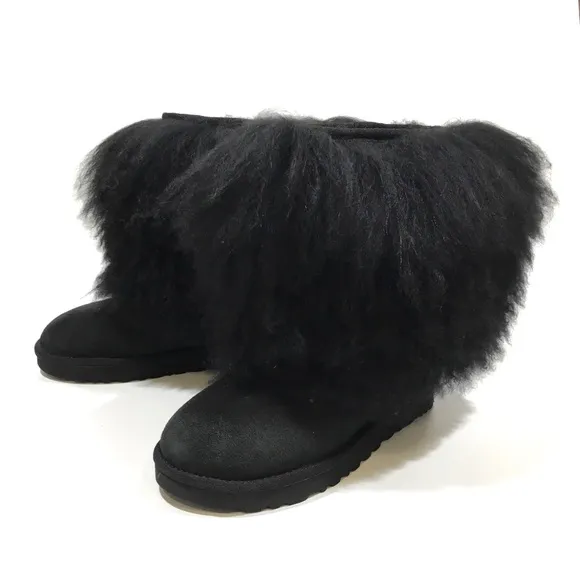 UGG MONGOLIAN CLASSIC SHORT SHEEPSKIN CUFF BOOTS -BLACK SUEDE -WOMENS US 5 -NEW