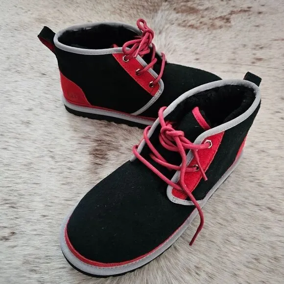 UGG Neumel II Men's Suede Chukka Boots in Black &amp; Red NEW