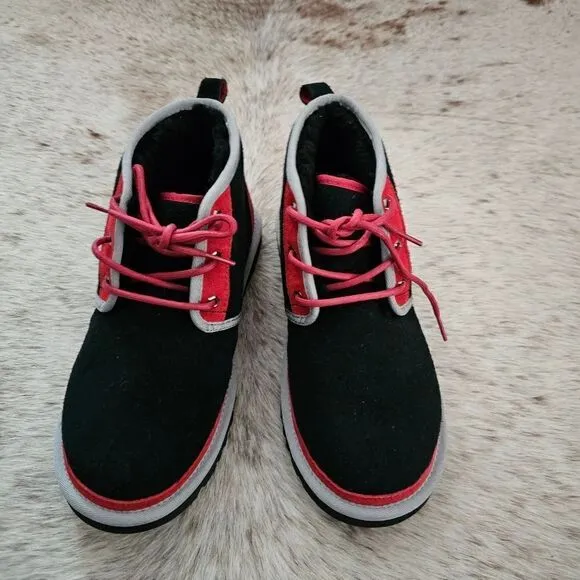 UGG Neumel II Men's Suede Chukka Boots in Black &amp; Red NEW