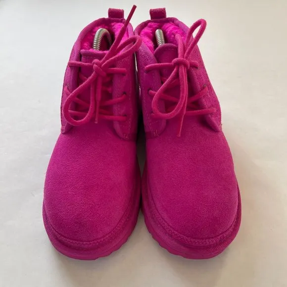 Ugg Neumel II Pink Wool Nubuck Suede 101732K Youth Size 4