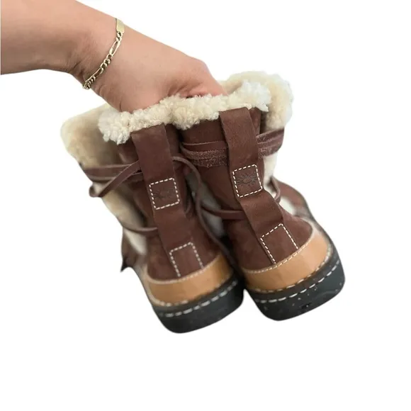 UGG Nubuk Cove Sherpa Suede Leather Brown Short Boots