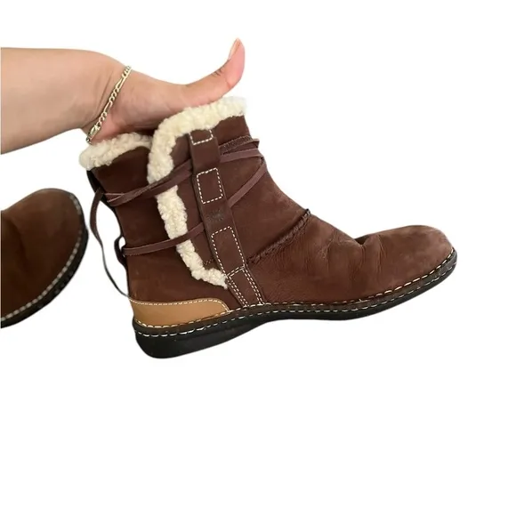 UGG Nubuk Cove Sherpa Suede Leather Brown Short Boots