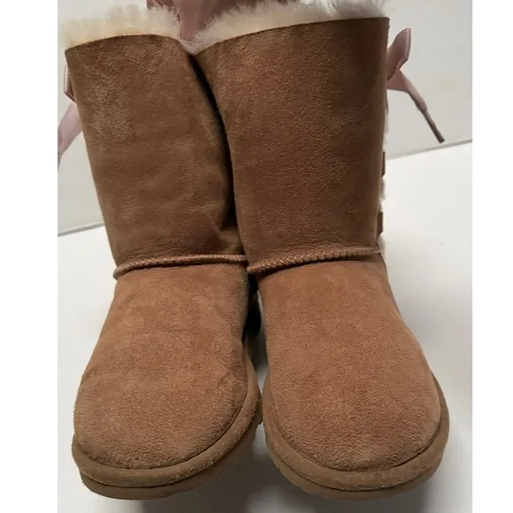 UGG Pala Classic Boots With Pink Ribbon Side Laces Kids