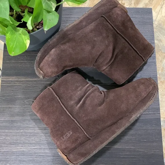UGG Sleigh Boots