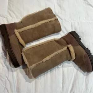 UGG SUNBURST TALL CHESTNUT WATER-RESISTANT SUEDE FUR WOMEN BOOTS SIZE 7