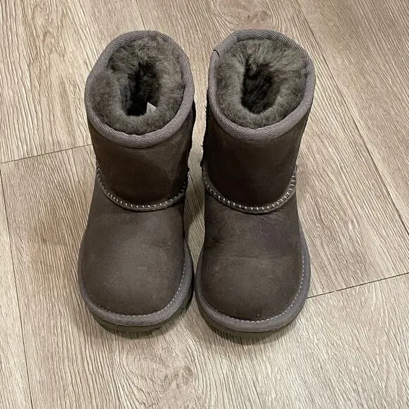 UGG Toddler Boots Size 7 Suede Shearling Classic II Gray