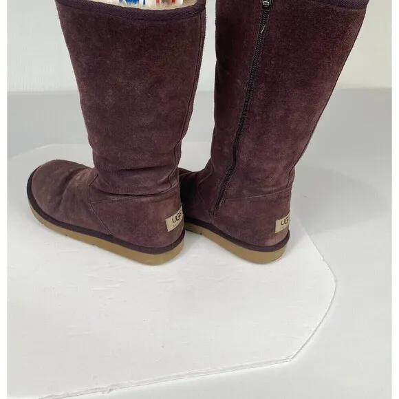 UGG Women 5235 Classic Tall Boots Size 7 Sheepskin Shearling Zipper Comfort