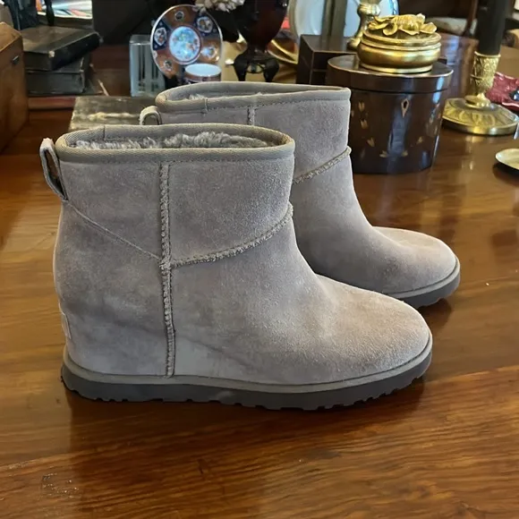 UGG Women's Classic Femme Mini Boots Hidden Wedge Heel Slate Taupe