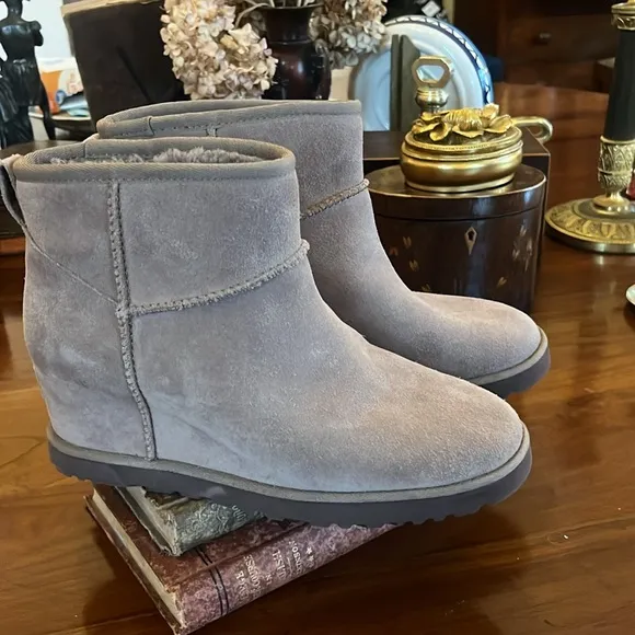 UGG Women's Classic Femme Mini Boots Hidden Wedge Heel Slate Taupe