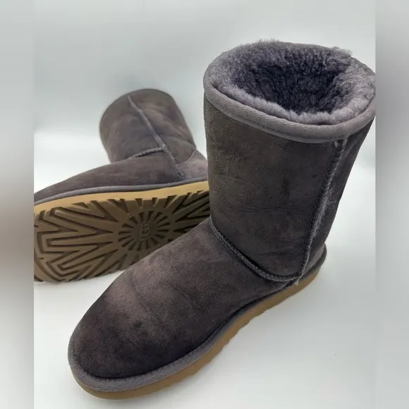 UGG® Women's Classic II Short Shade Sheepskin Boots