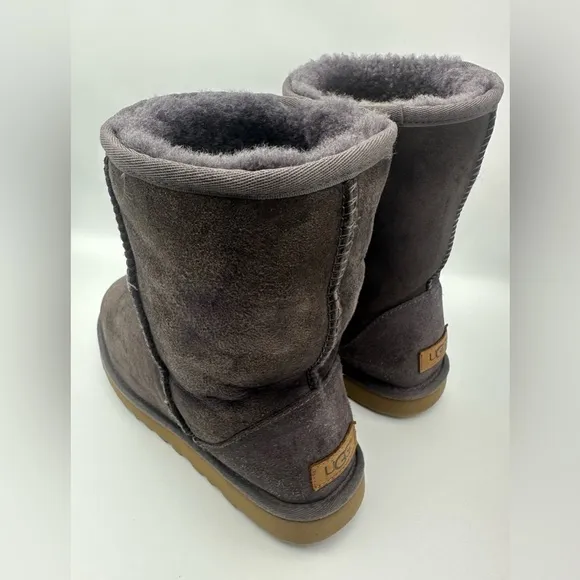 UGG® Women's Classic II Short Shade Sheepskin Boots