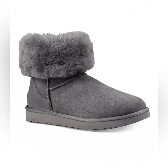 UGG® Women's Classic II Short Shade Sheepskin Boots