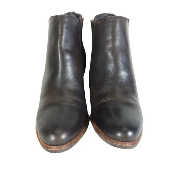 UGG Women's Poppy US 7 Brown Leather Heeled Pull on Chelsea Booties Boots