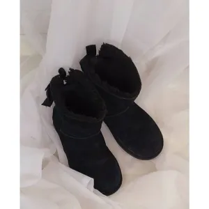 UGG Australia boots youth