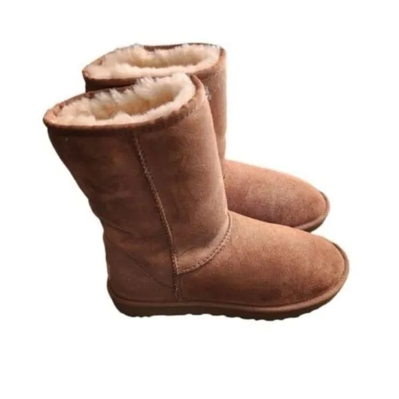 Ugg Classic II boots in chestnut