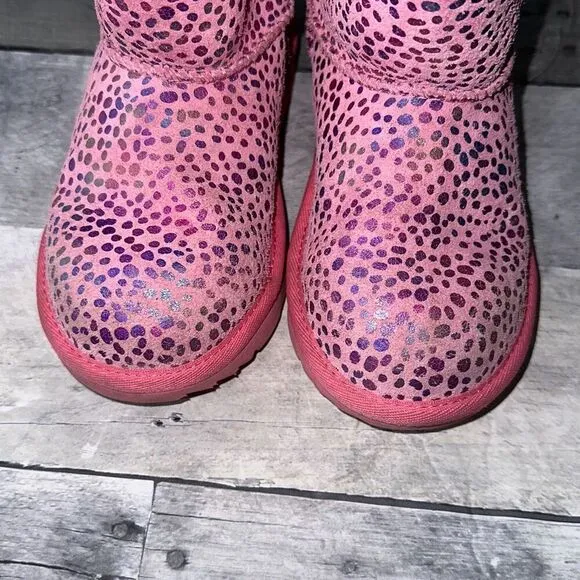 UGG Classic II Pink Dot Boots Sz US12‎