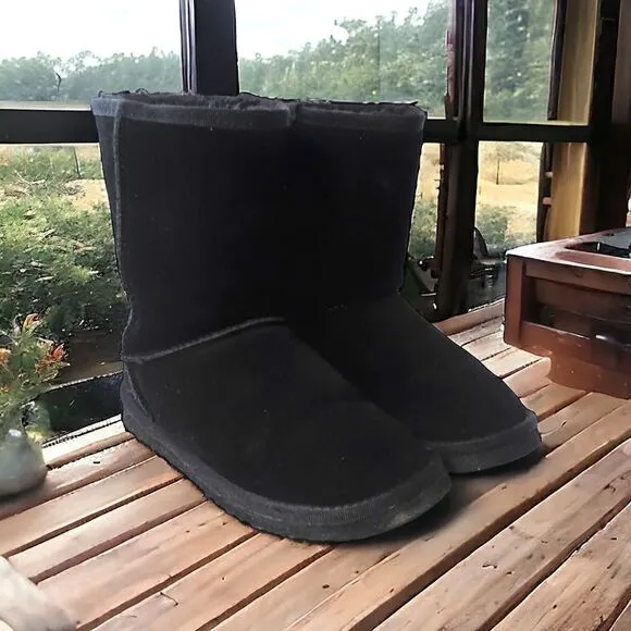 Ugg Classic Short Boot US Sz 7 Black Suede Wool Sheepskin Y2K Bootie Womens