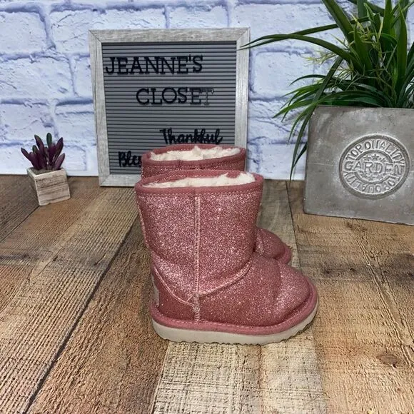 Ugg classic short II glitter boots