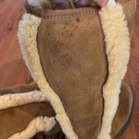 UGG's sundance boots size 7 tan  suede shearling