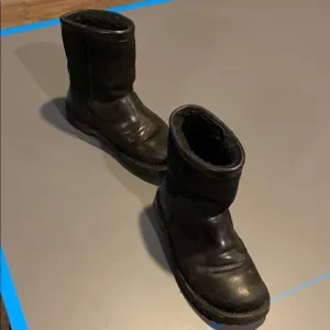 UGG size 6 kids boots.
