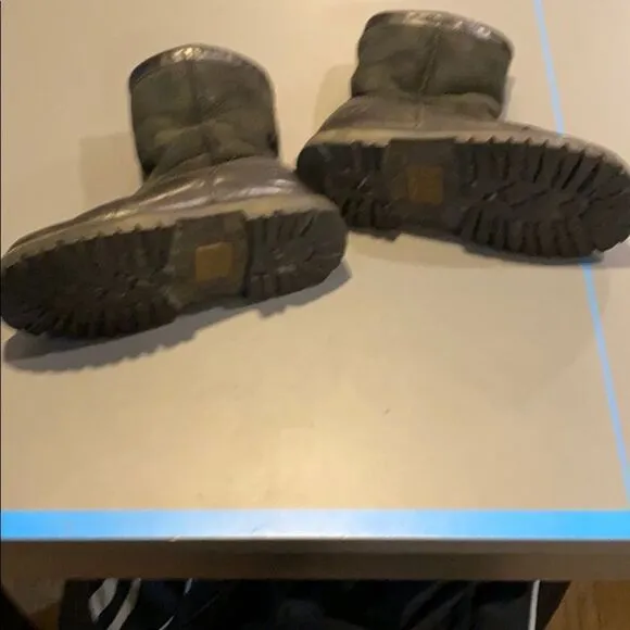 UGG size 6 kids boots.