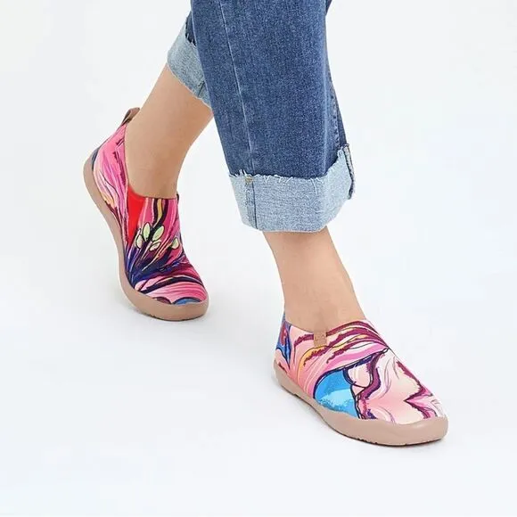 UIN Women's Walking Travel Shoes Slip On Casual Loafers (Lily Blossom Toledo)