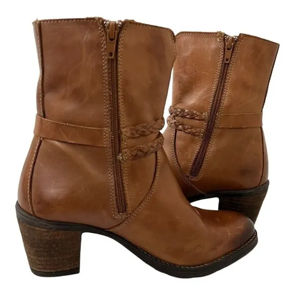 Umberto Raffini Womens Size 38 US 7.5 Verona Brown Leather Boots