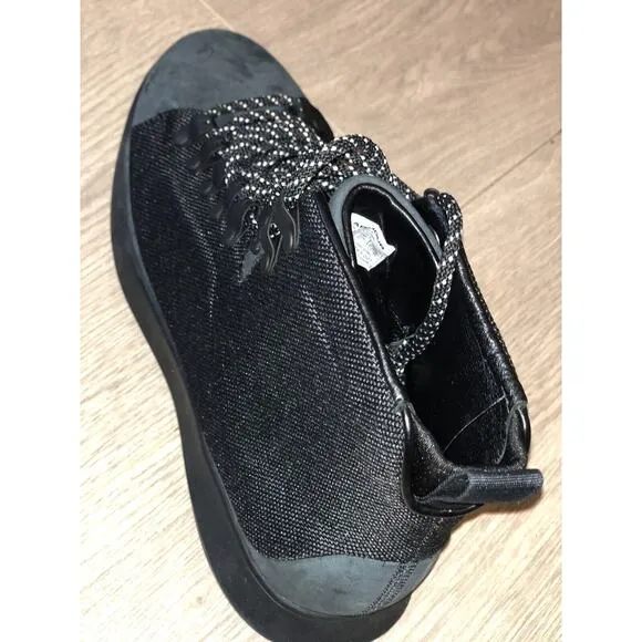 Under Armour Sz 7 UAS Club Canvas Suede Boots Men Light Black 1310043-001 NEW