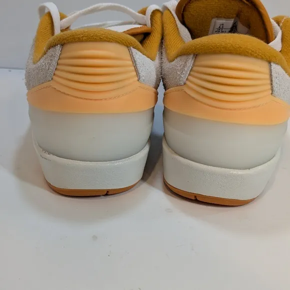 Unisex Air Jordan 2 Retro Low Melon Tint Mens Size  4.5  Woman Size 6