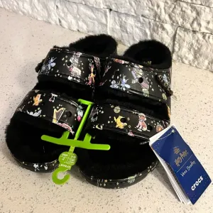 Unisex Sandals Crocs Classic Vera‎ Bradley x Harry Potter Fuzzy Sandal  M9/W11