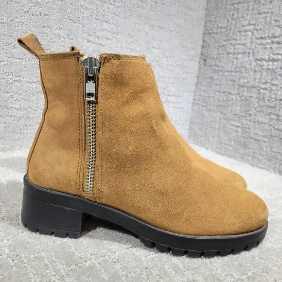 Urban Outfitter Lavorazione Artigiana Women's Size 8 Brown Suede Chelsea Boots