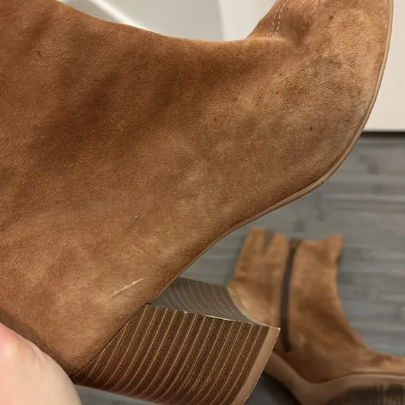 Vagabond Kaley mid boot chestnut brown suede boots with stacked wood heel