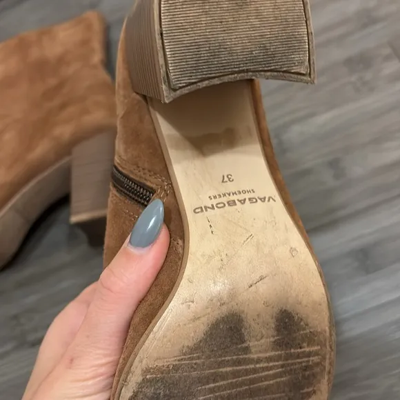 Vagabond Kaley mid boot chestnut brown suede boots with stacked wood heel