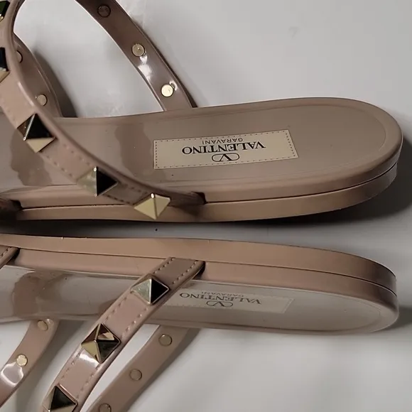 VALENTINO GARAVANI  ROCKSTUD SLIDE FLAT SANDAL SZ 40/10 WMS EUC