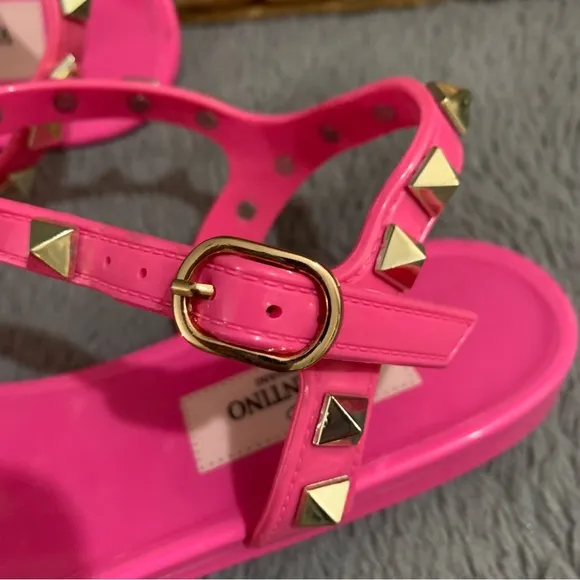VALENTINO GARAVANI SANDALS