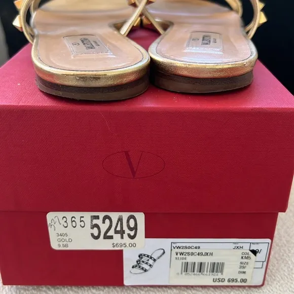 Valentino Rockstud Flat Sandals Gold sz 39.5