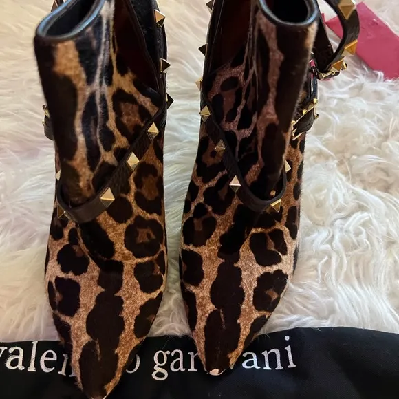 Valentino Rockstud Ponyhair Leopard Ankle Boots 39 VGUC ⭐️😍