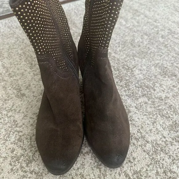 Vaneli Brown Suede Studded Ankle Boots 7