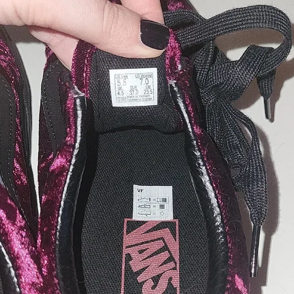 Vans Burgundy Sneakers with Vibrant Style